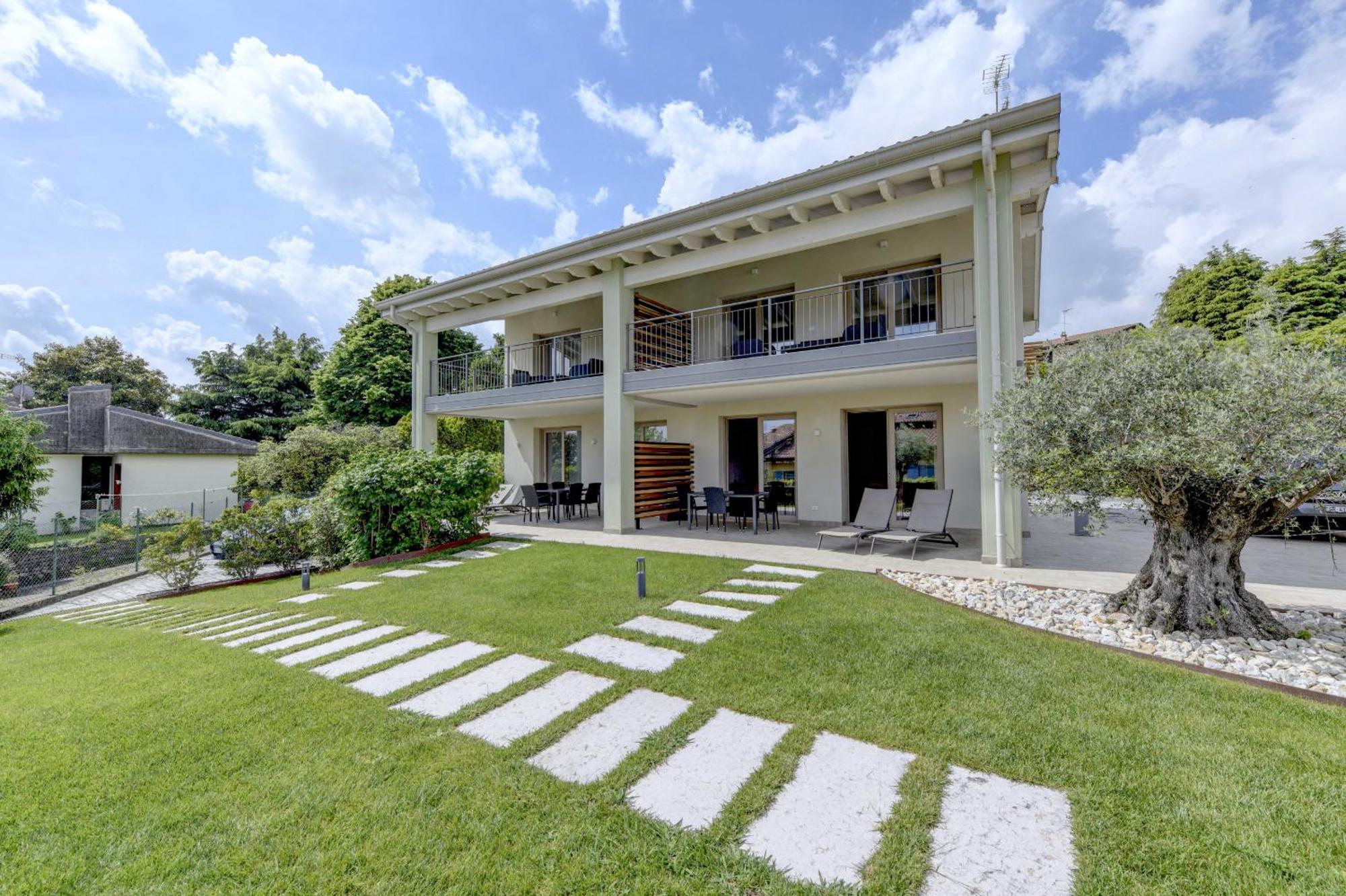 Gardaliva 2 Villa Manerba del Garda Bagian luar foto